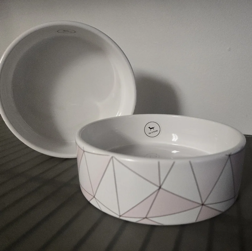 Set Of 2 Geometric Pink and White Ceramic Pet Bowl Medium